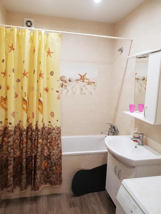 Apartment On Kravchuka, 11B Lutsʼk Dış mekan fotoğraf